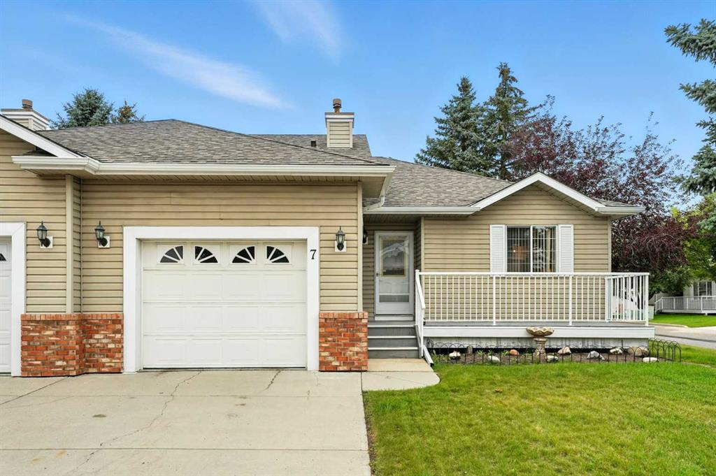 7 Del Monica Villas NE, Calgary, Alberta, T1Y 6Z5