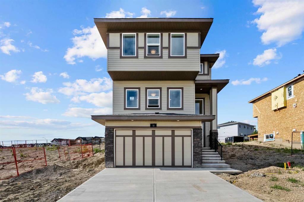 129 Heritage Boulevard, Cochrane, Alberta, T4C 3G8