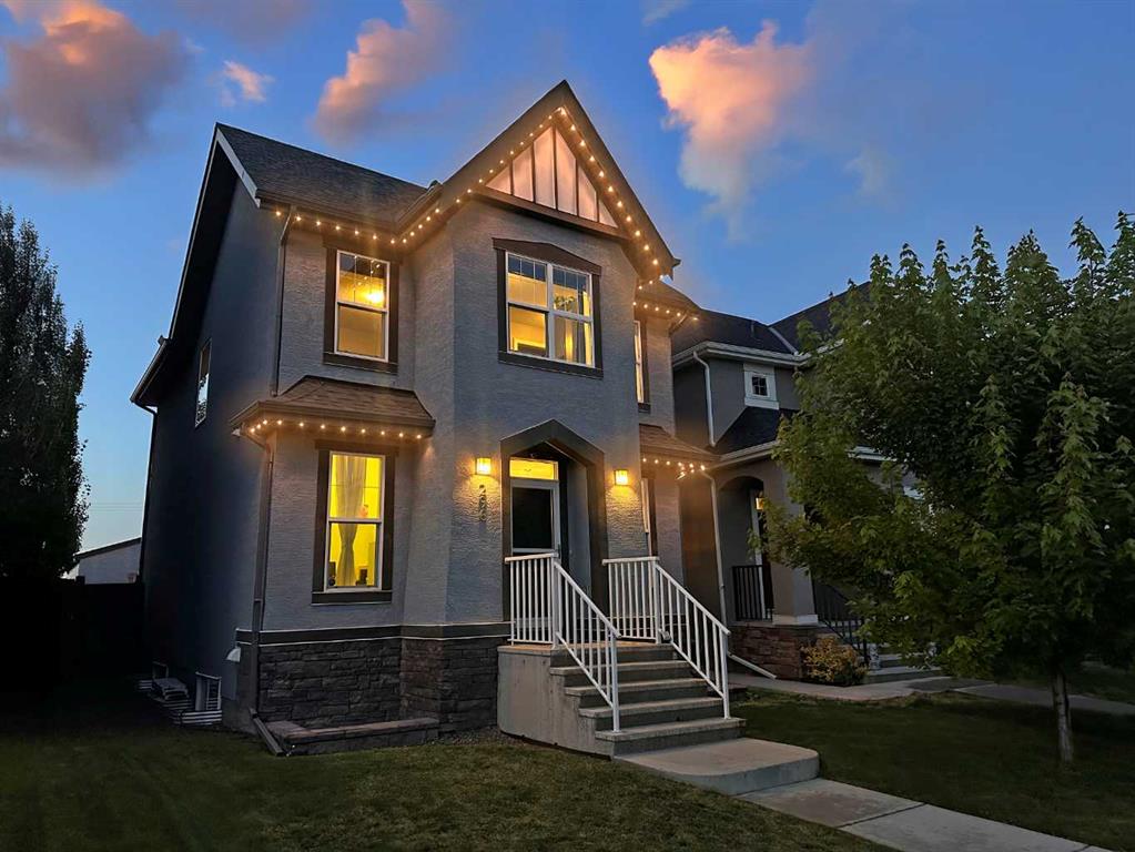 296 Marquis Heights SE, Calgary, Alberta, T3M 1Z9