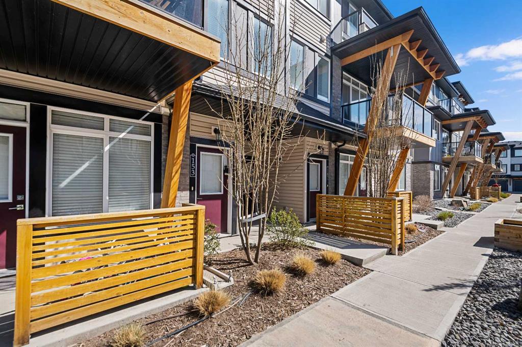 153 Savanna NE, Calgary, Alberta, T3J0Y3