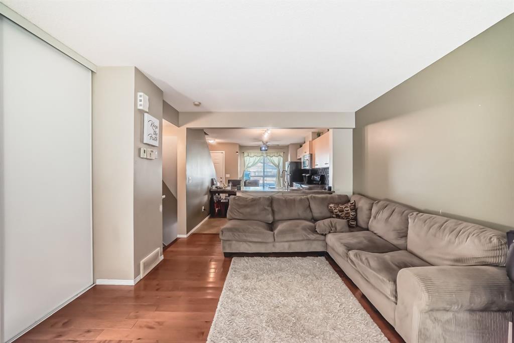 70 Erin Woods Court SE, Calgary, Alberta, T2B 3V6