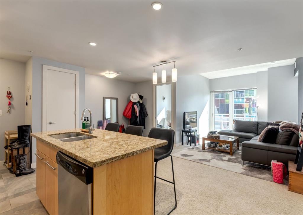 #204 215 13 Avenue SW, Calgary, Alberta, T2R 0V6