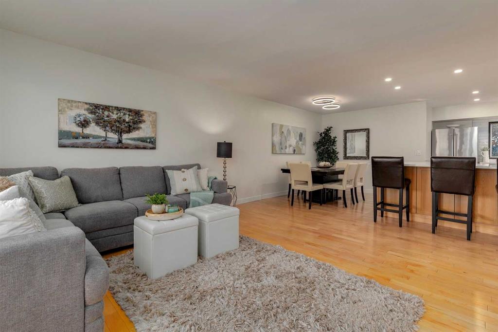 48 Brabourne Rise SW, Calgary, Alberta, T2W 2W1
