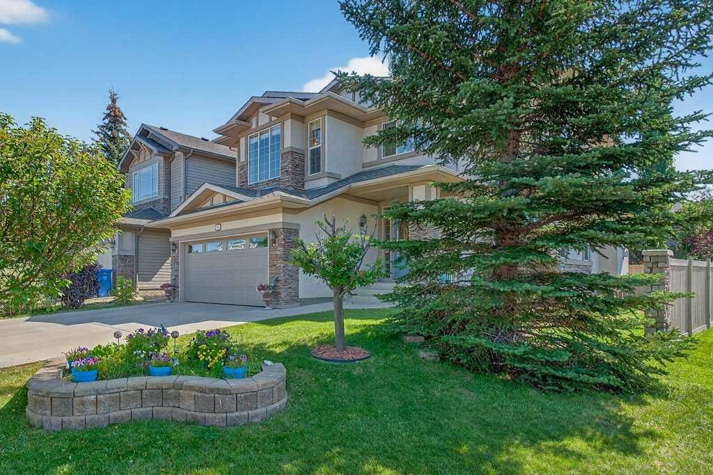 504 Panatella Court NW, Calgary, Alberta, T3K 5Z7