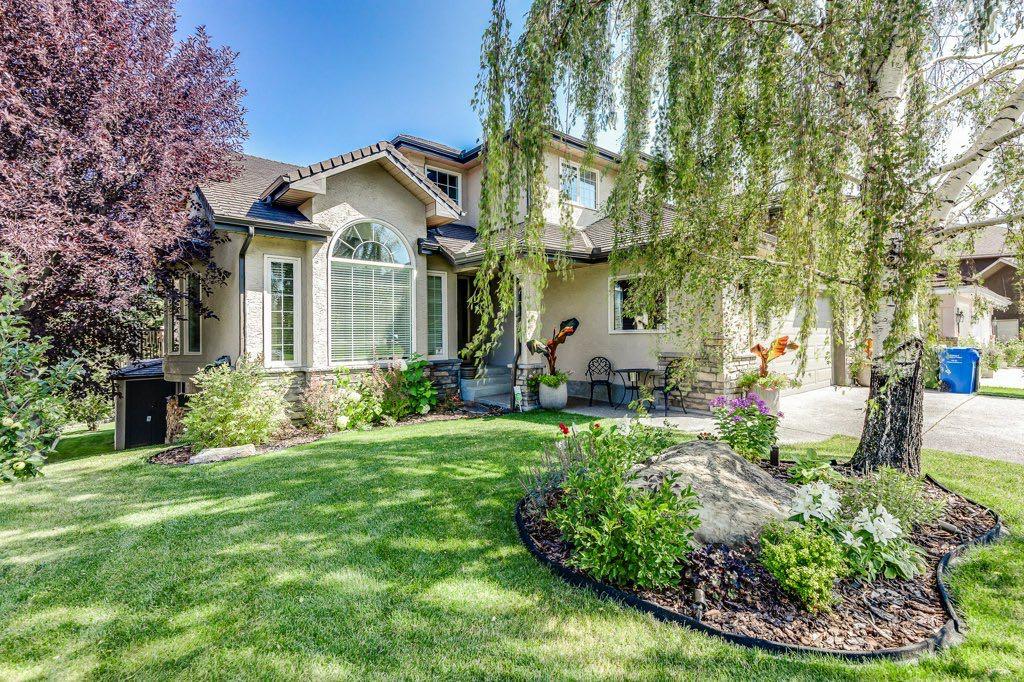 243 Country Hills Close NW, Calgary, Alberta, T3K 3Z2