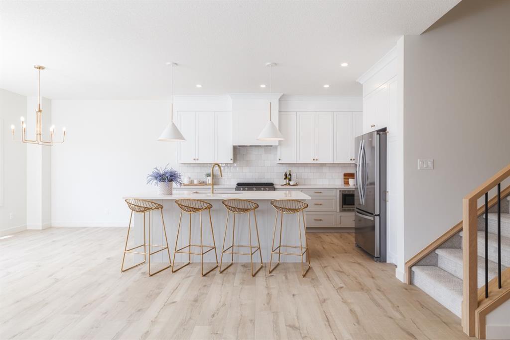 116 Sunrise Heath, Cochrane, Alberta, T4C 2S4
