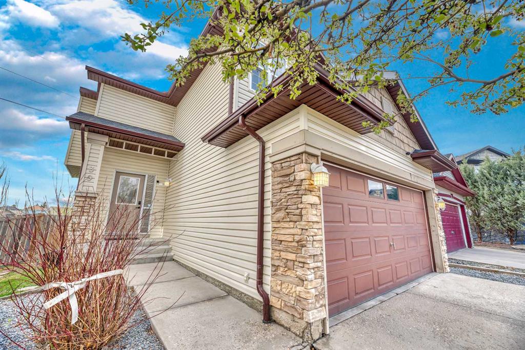 39 Everstone Rise SW, Calgary, Alberta, T2Y4J8