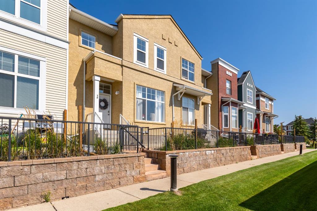 75 Mckenzie Towne Gate SE, Calgary, Alberta, T2Z 4G1