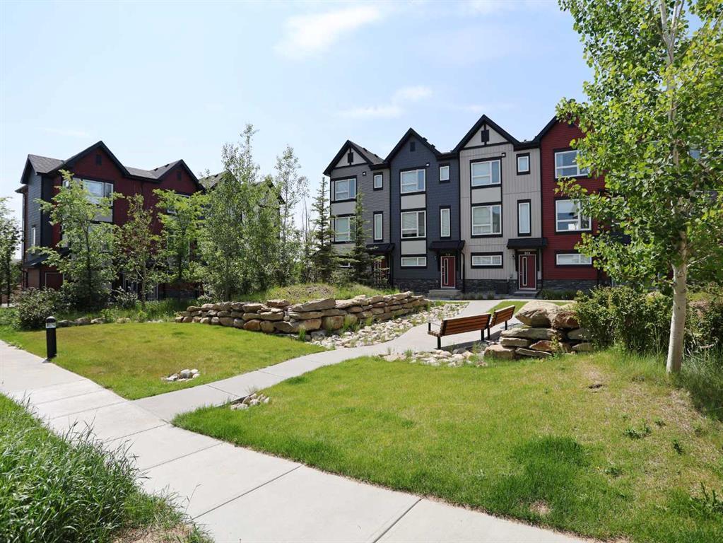 #208 11 Evanscrest Mews NW, Calgary, Alberta, T3P 0Y1