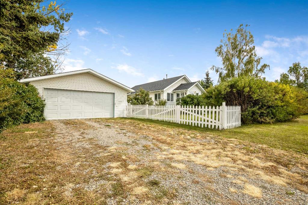406 Railway Avenue, Rural Foothills County, Alberta, T0L 0P0