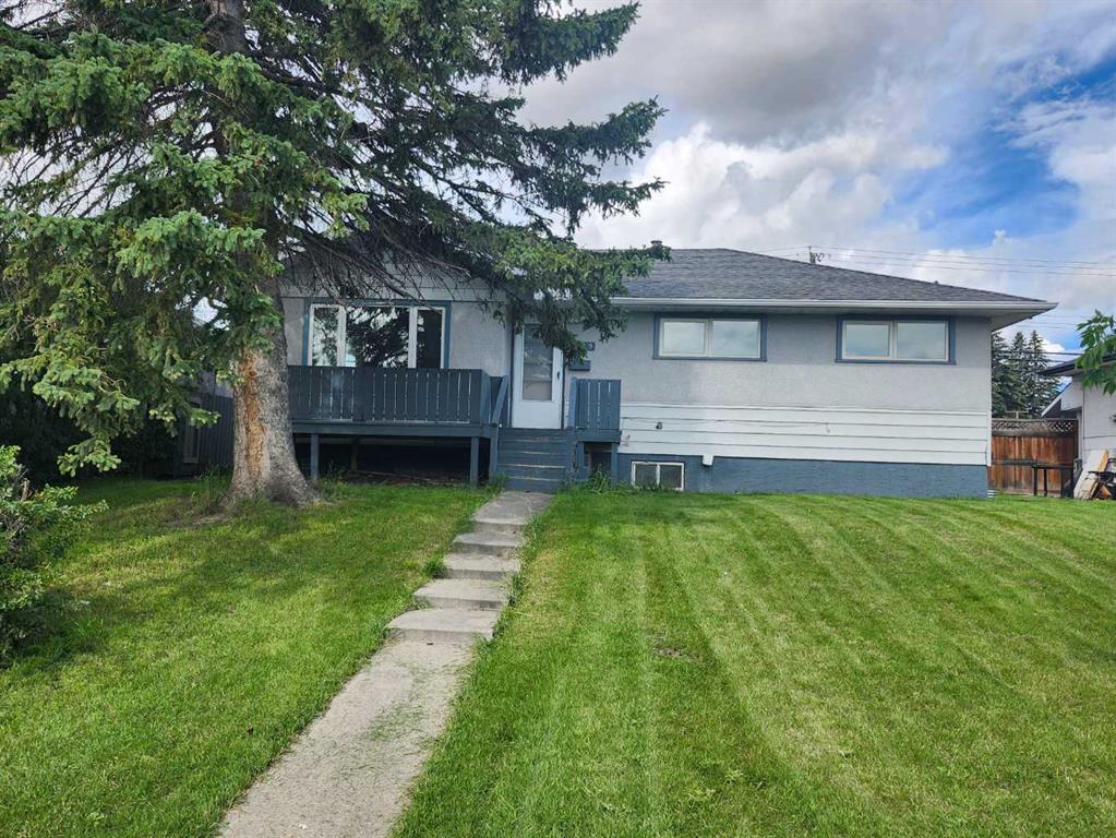 209 47 Street SE, Calgary, Alberta, T2A1N9