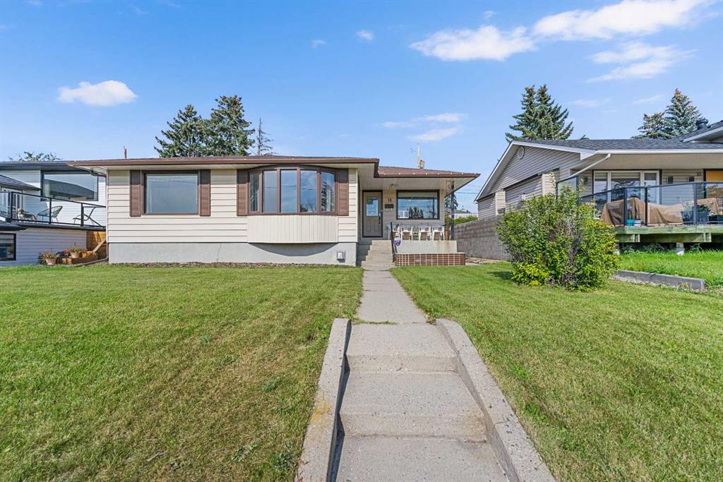 18 Cornell Place NW, Calgary, Alberta, T2K 1V7
