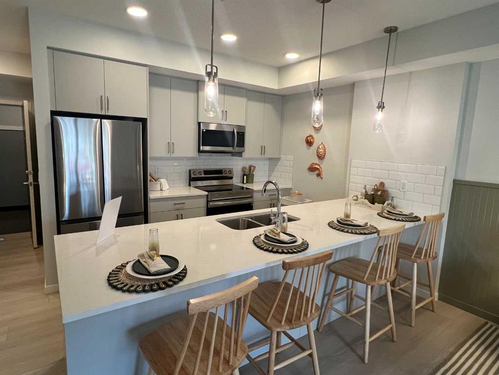 #2101 33 Carringham Gate NW, Calgary, Alberta, T3P2H6