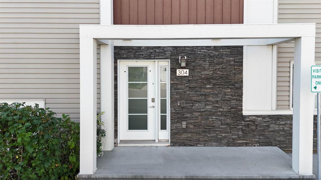304 Redstone View NE, Calgary, Alberta, T3N 0M9