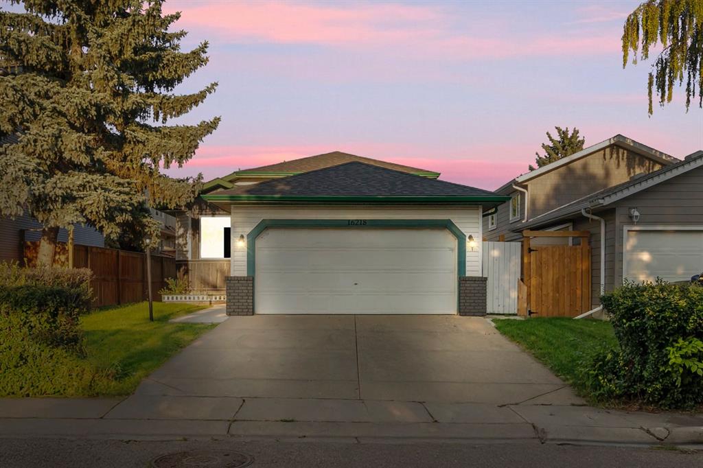 16218 Shawbrooke Road SW, Calgary, Alberta, T2Y 3C1