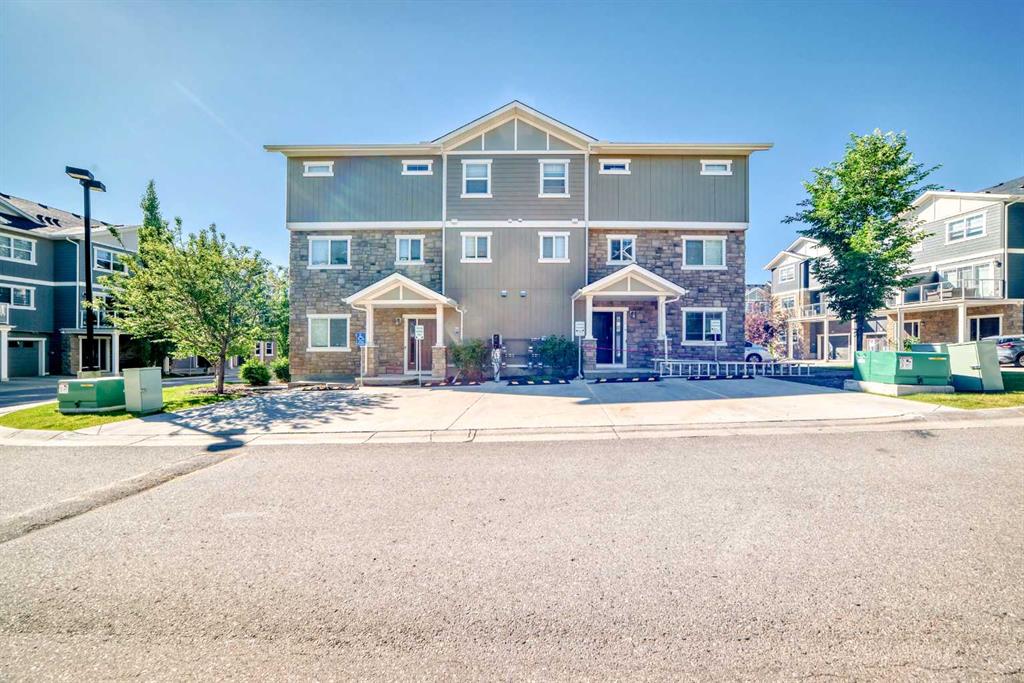 702 Evanston Manor NW, Calgary, Alberta, T3P 0R9