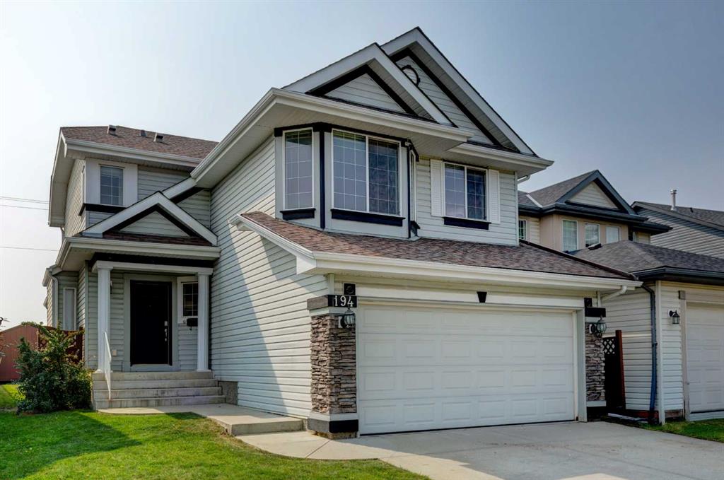 194 Somerglen Way SW, Calgary, Alberta, T2Y 4B3