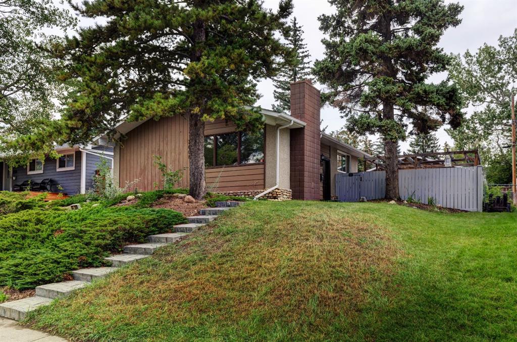 3608 58 Avenue SW, Calgary, Alberta, T3E 5H6