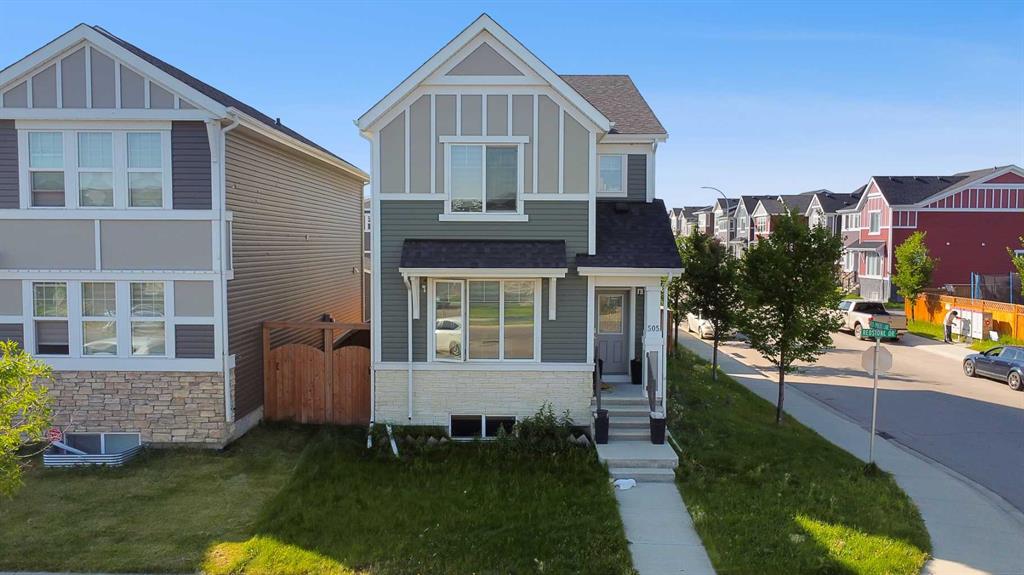 505 Redstone Drive NE, Calgary, Alberta, T3N 0R2