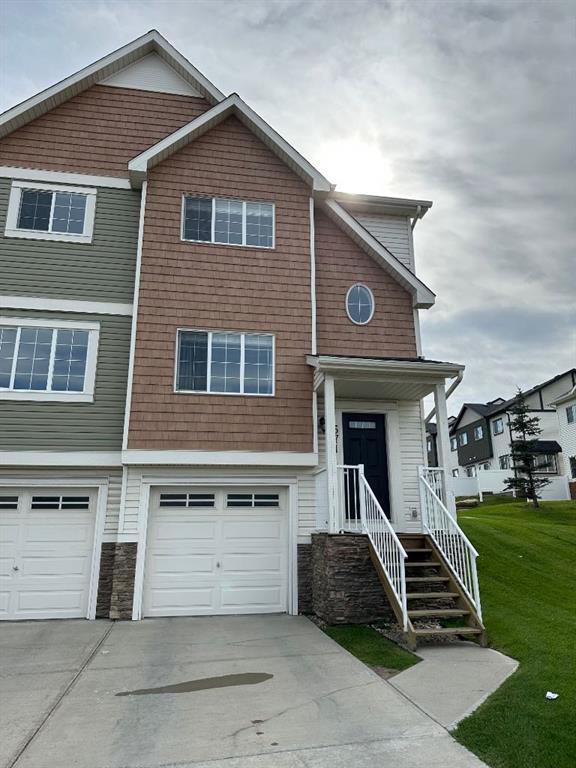 571 Panatella Boulevard NW, Calgary, Alberta, T3K 0T1
