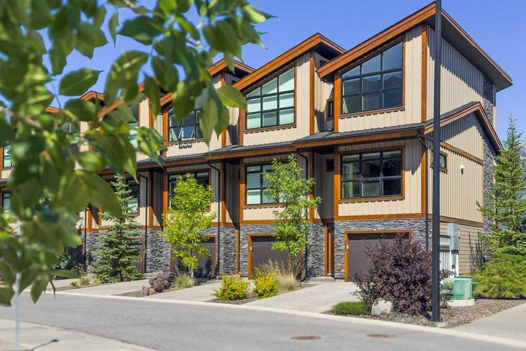 213 Riva Heights, Canmore, Alberta, T1W 3L4