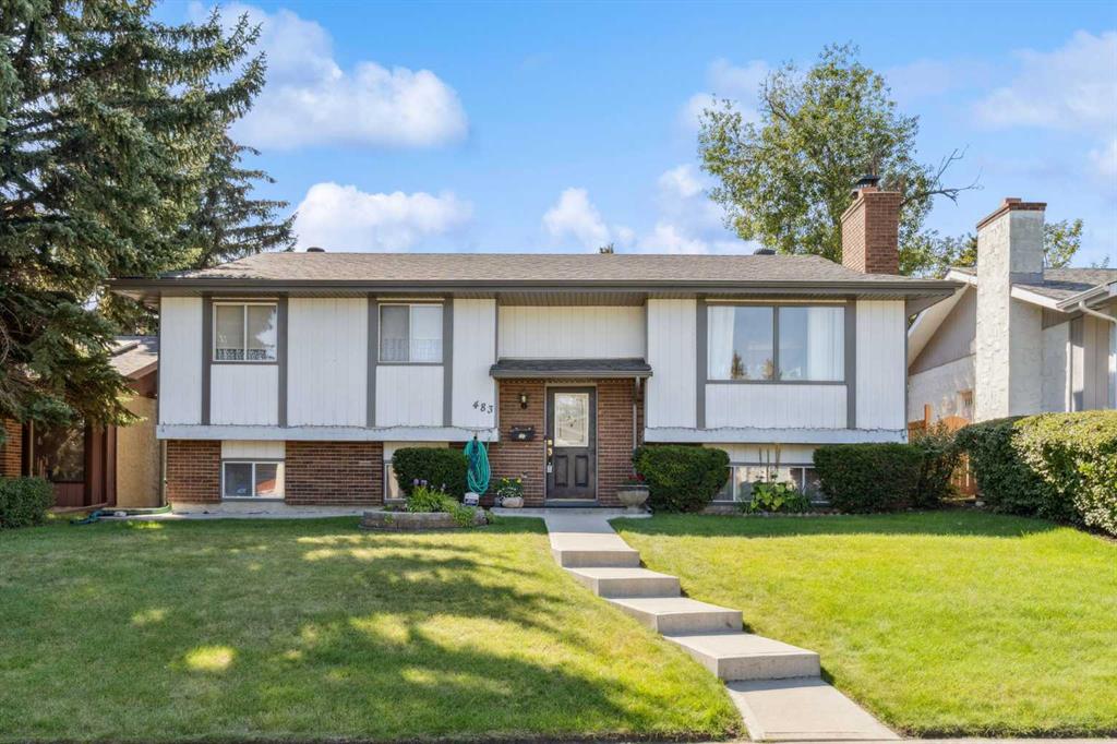 483 Cedarpark Drive SW, Calgary, Alberta, T2W 2J8