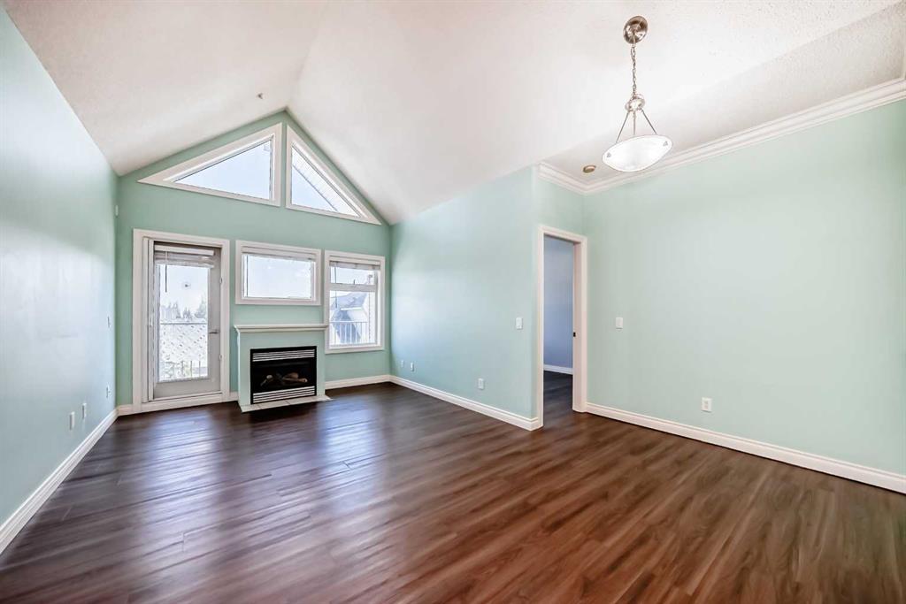 #308 11170 30 Street SW, Calgary, Alberta, T2W 6J2