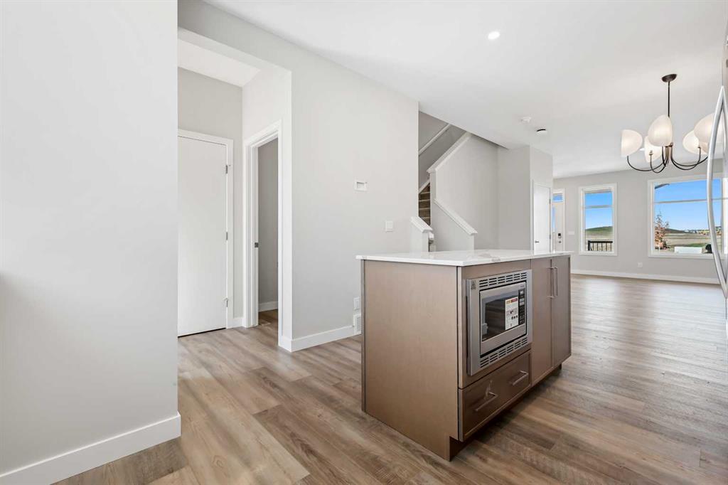 7023 Rangeview Avenue SE, Calgary, Alberta, T3S 0P9