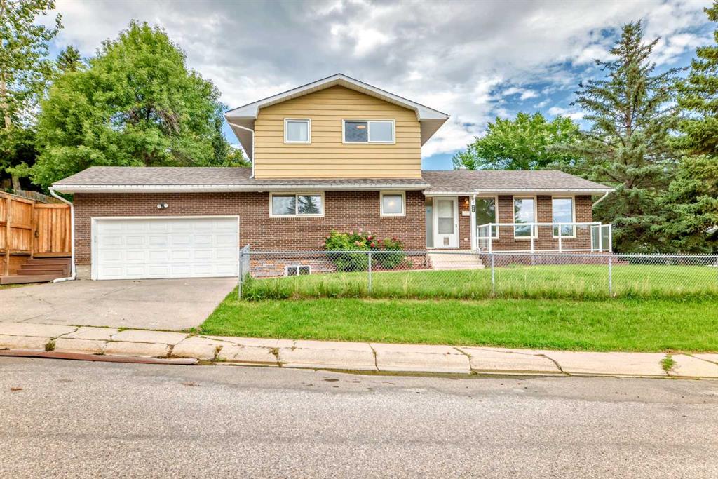 523 Cantrell Drive SW, Calgary, Alberta, T2W 2K9