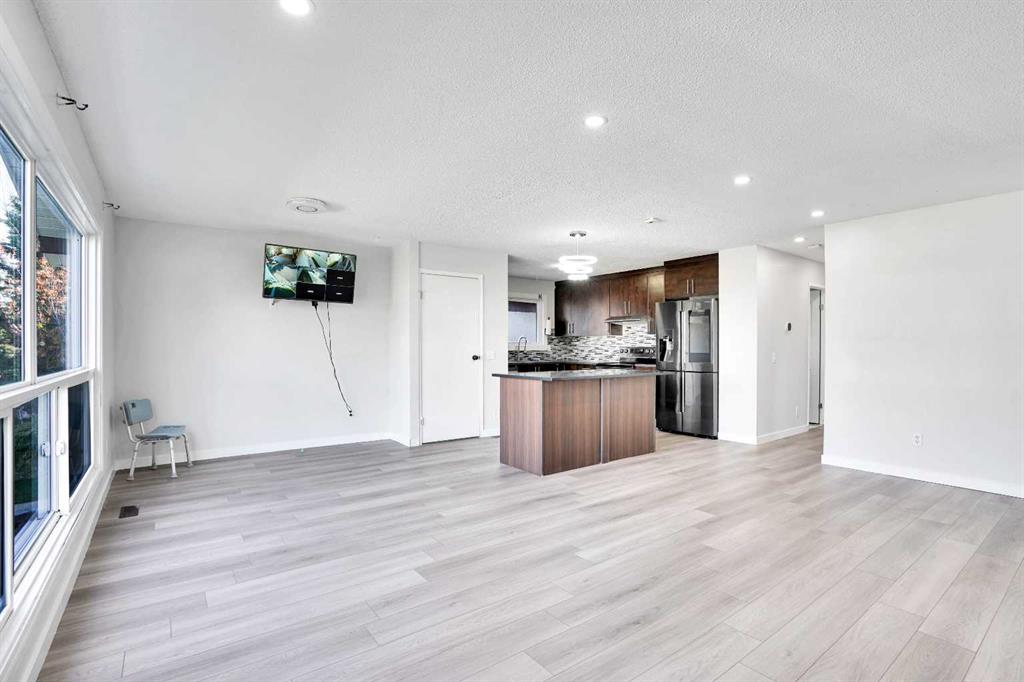 515 Malvern Drive NE, Calgary, Alberta, T2A 5G8