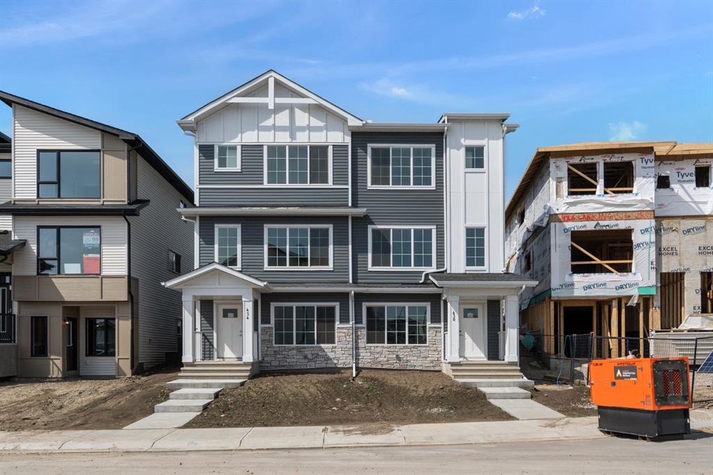 430 Carringvue Grove NW, Calgary, Alberta, T3P 2M1