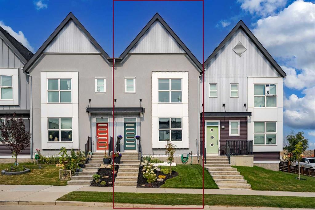 244 Livingston View NE, Calgary, Alberta, T3P0Z9