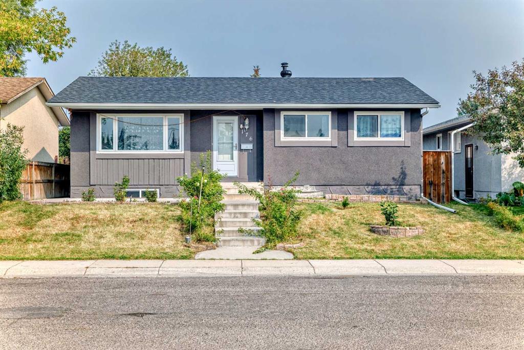 176 Pinecliff Way NE, Calgary, Alberta, T1Y 3X3