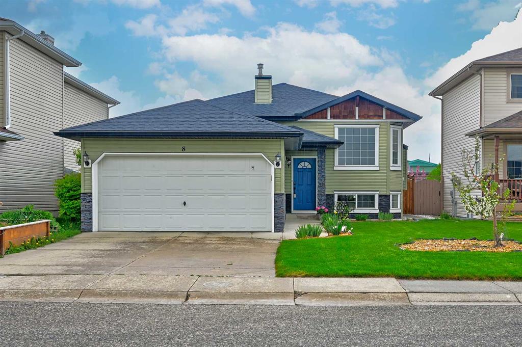 8 Canoe Circle SW, Airdrie, Alberta, T4B 2L7