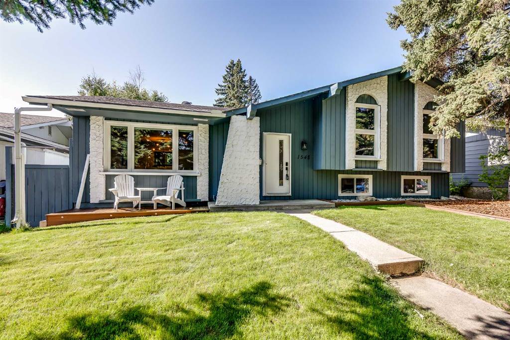 1548 Lake Twintree Way SE, Calgary, Alberta, T2J 2X7