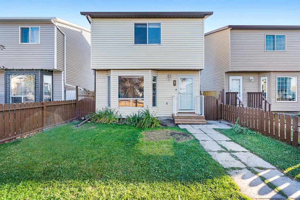 47 Martindale Mews NE, Calgary, Alberta, T3J 2V5