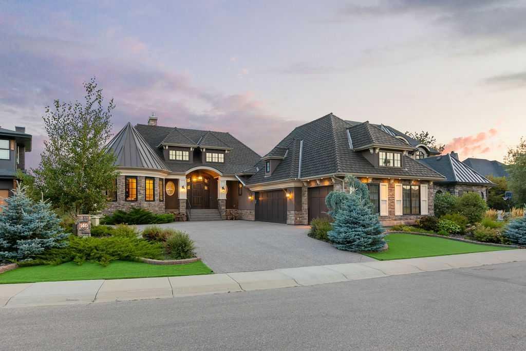 140 Cranbrook View SE, Calgary, Alberta, T3M 1W6