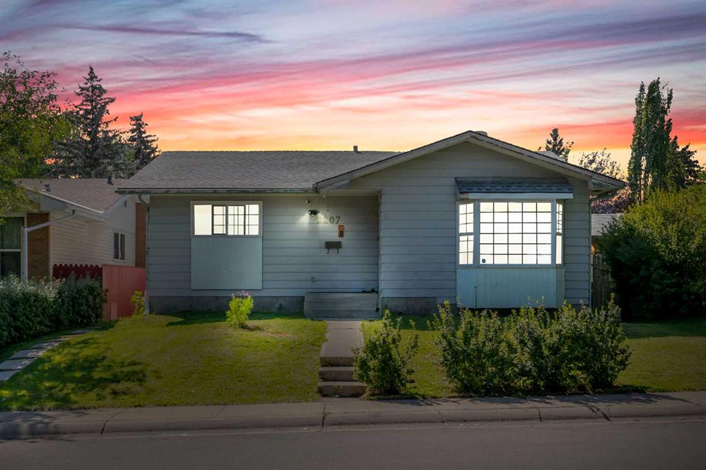 #2207 48 Street Street NE, Calgary, Alberta, T1Y 2N5