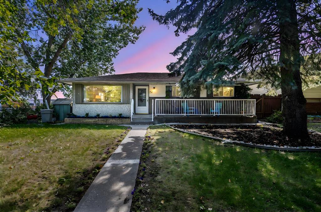 74 Armstrong Crescent SE, Calgary, Alberta, T2J 0X3
