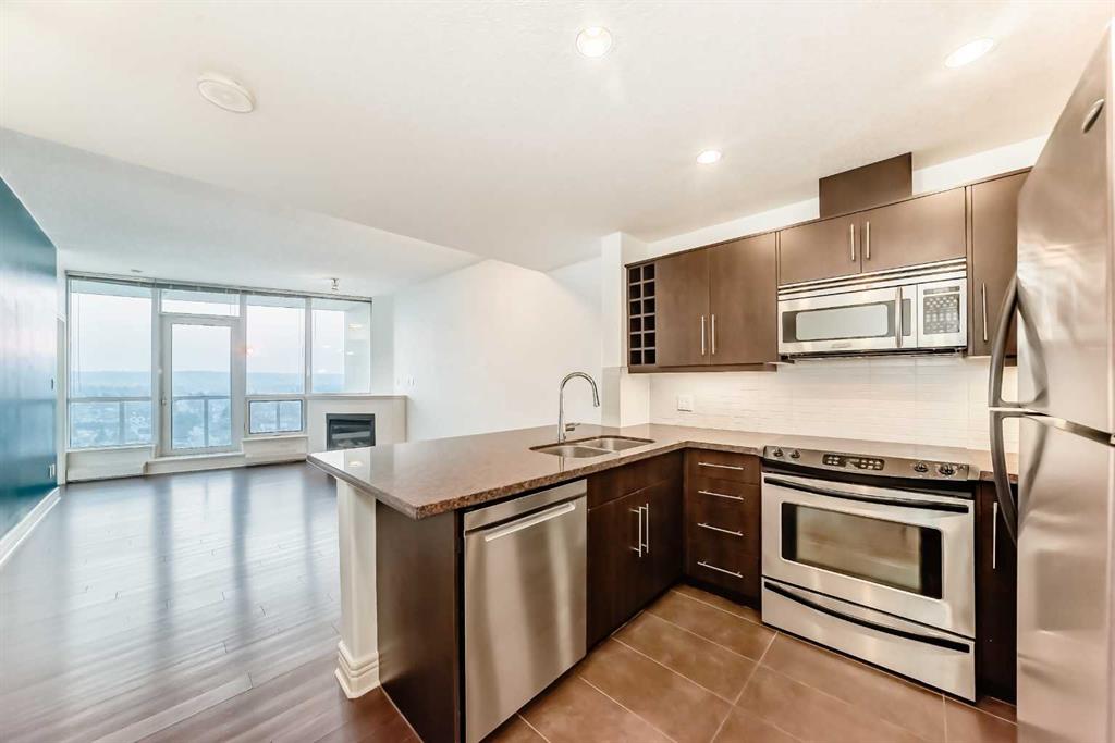 #1606 55 Spruce Place SW, Calgary, Alberta, T3C 3X5
