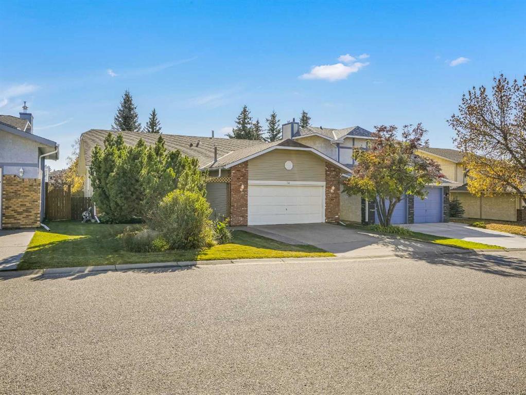 76 Wood Valley Rise SW, Calgary, Alberta, T2W5S5