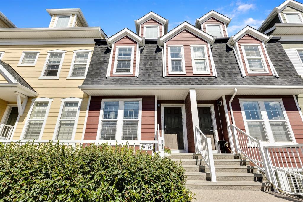 220 Mckenzie Towne Close SE, Calgary, Alberta, T2Z 1A9