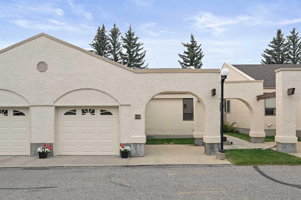 22 Sandarac Circle NW, Calgary, Alberta, T3K 3G7