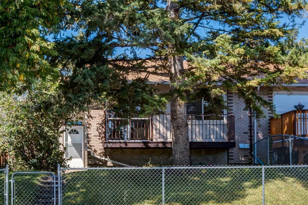3119 Doverville Crescent SE, Calgary, Alberta, T2B 1V1