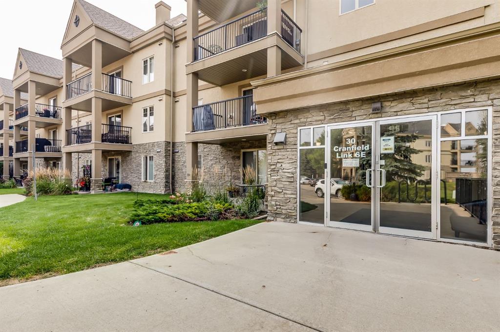 #212 30 Cranfield, Calgary, Alberta, T3M 0C4