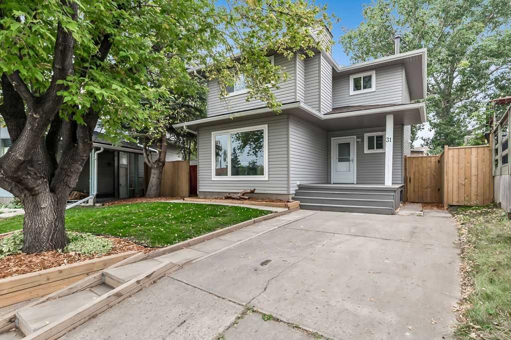 31 Castlebrook Road NE, Calgary, Alberta, T3J 1R3