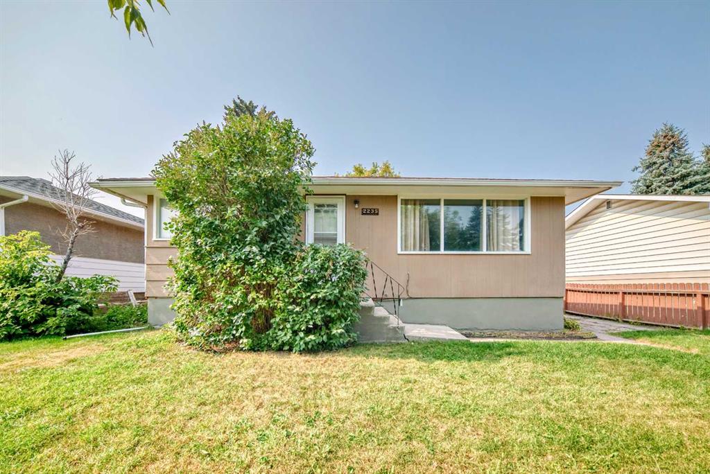 2235 42 Street SE, Calgary, Alberta, T2B 1G4