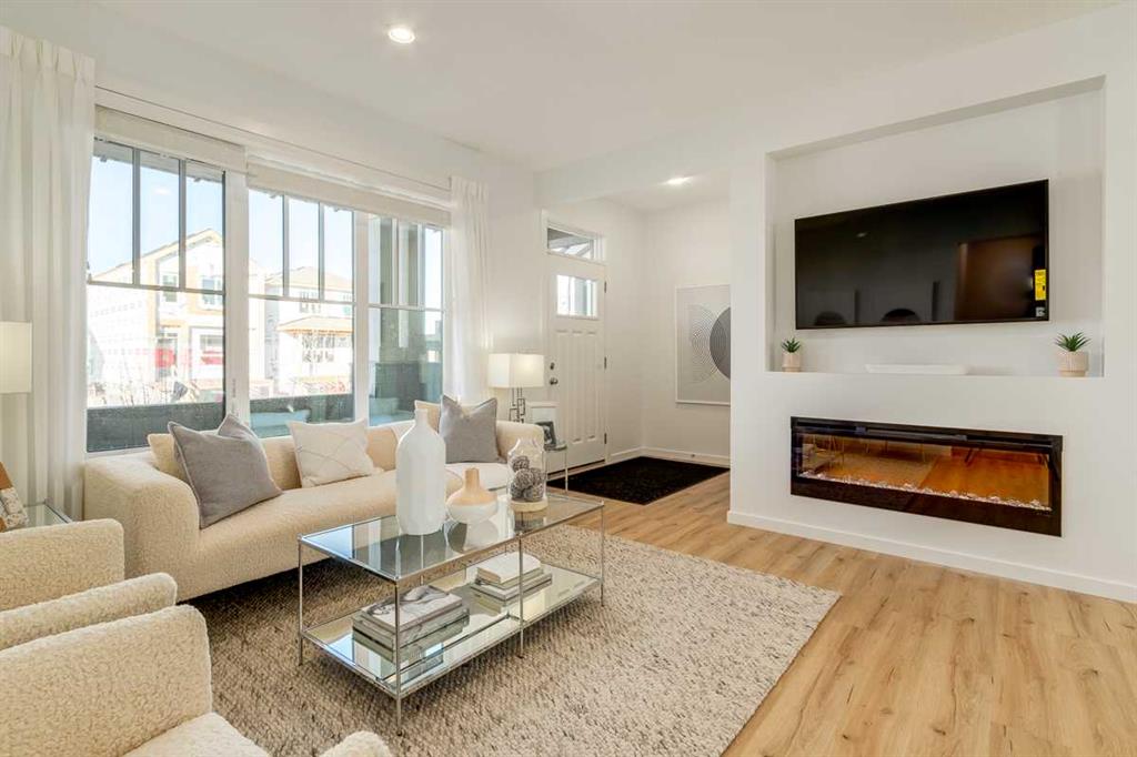 113 Lewisburg Close NE, Calgary, Alberta, T3P 2N5