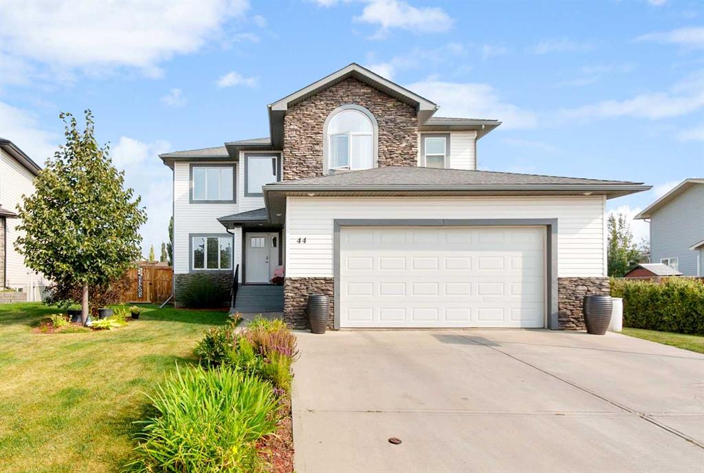 44 Sierra Road, Olds, Alberta, T4H1X2