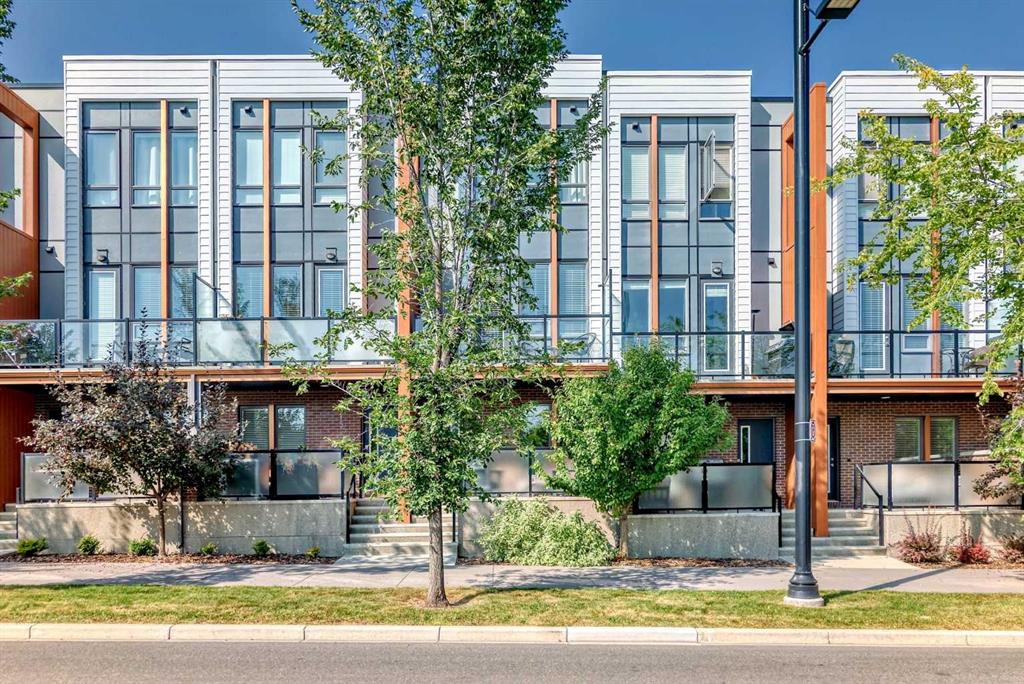 3217 39 Street NW, Calgary, Alberta, T3B 6G6